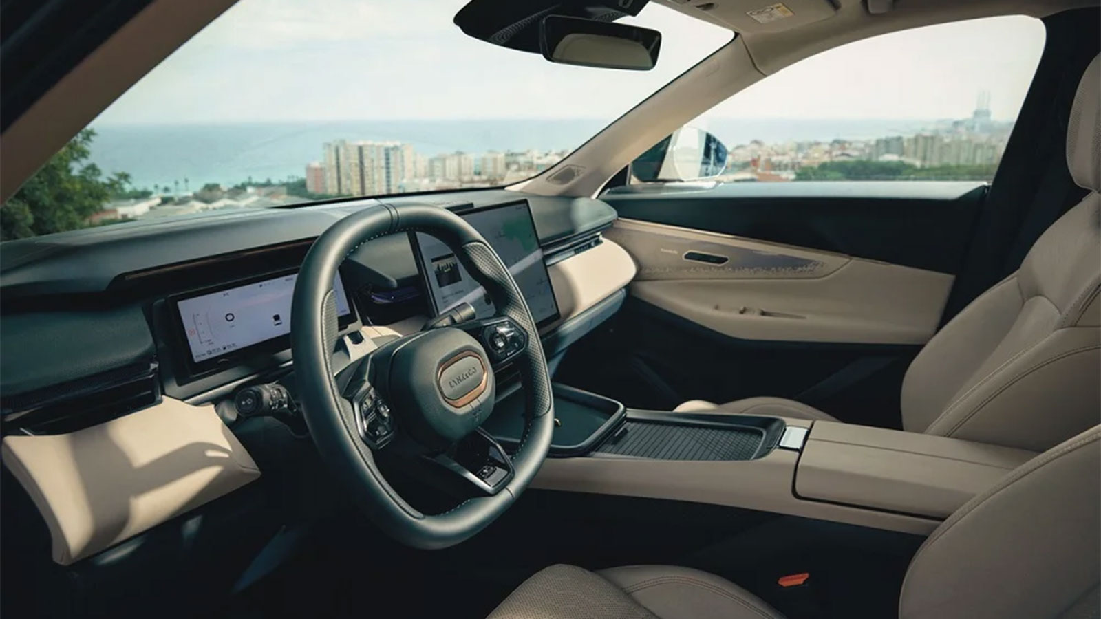 Lynk & Co 08: Πρώτη επαφή με το πολυτελές plug-in υβριδικό SUV